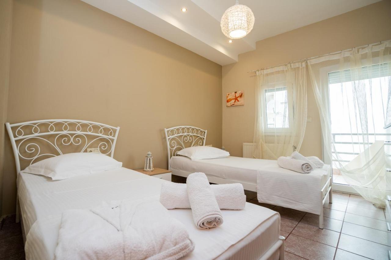 Magdalene's Premium Apartments Ofrínion Esterno foto